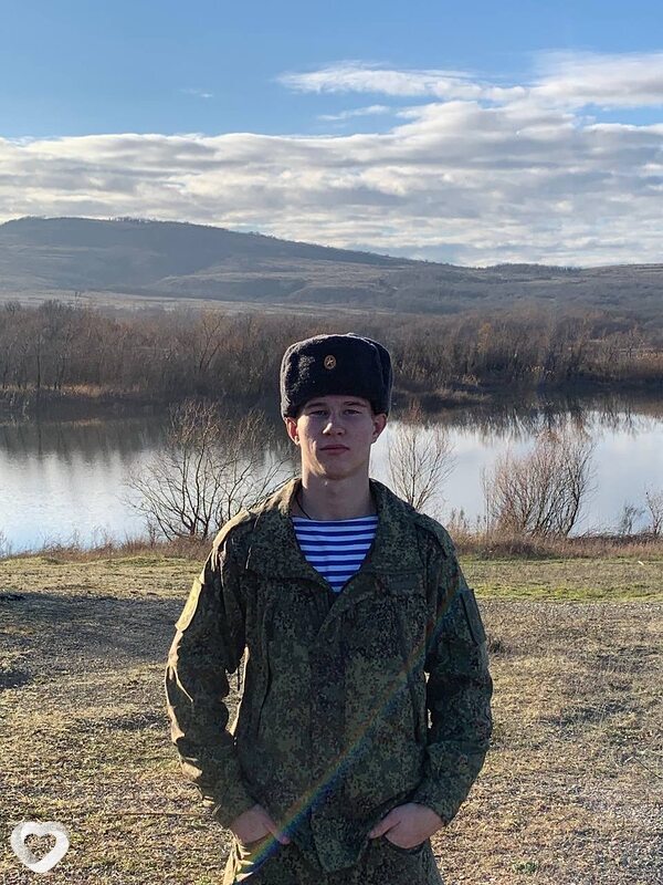 Миша, 18, Новороссийске — анкета №3526484