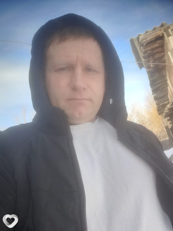 Максим, 29, Риддер — анкета №3526643