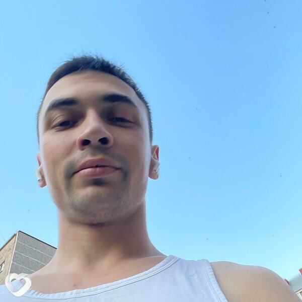 Кирилл, 24, Ижевске — анкета №3527350