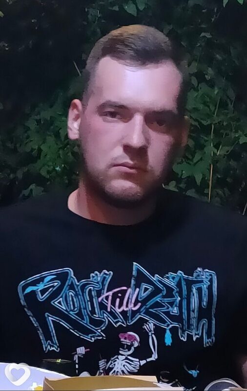 Михаил, 25, Омске — анкета №3527647