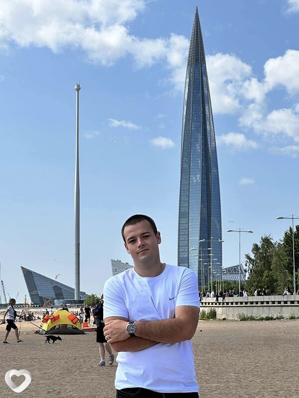 Кирилл, 22, Осинниках — анкета №3528516