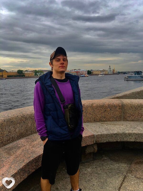 Лев, 23, Москве — анкета №3528636