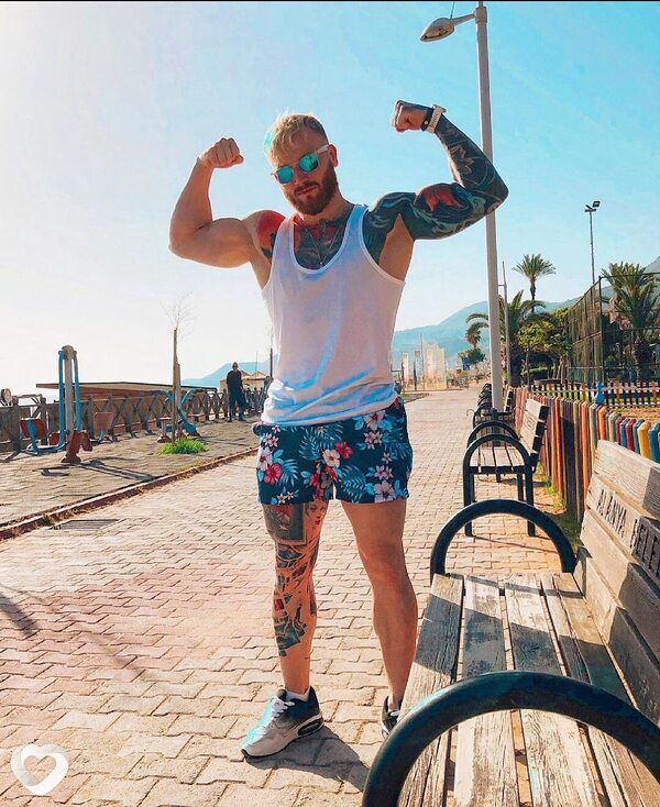 Михаил, 26, Луганске — анкета №3528781