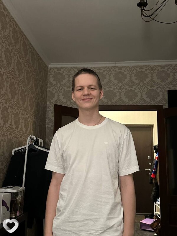 Андрей, 20, Санкт-Петербурге — анкета №3529338