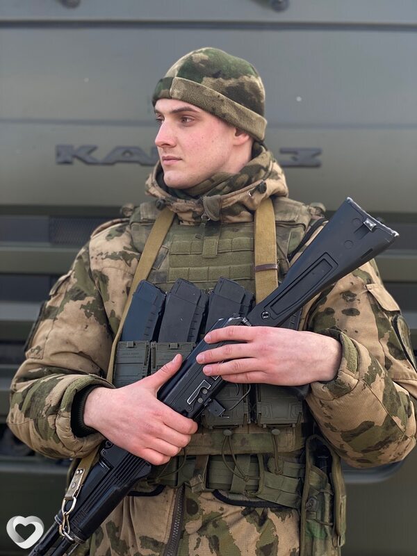 Илья, 22, Москве — анкета №3529897