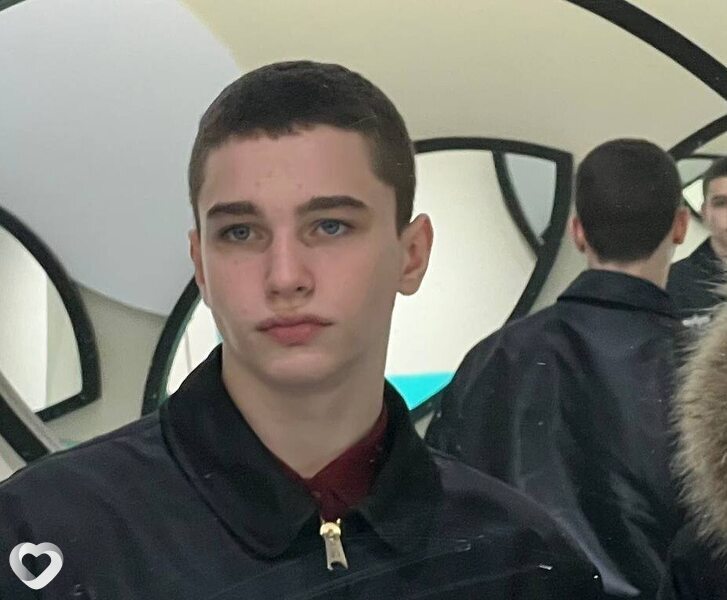 Женя, 19, Санкт-Петербурге — анкета №3529645