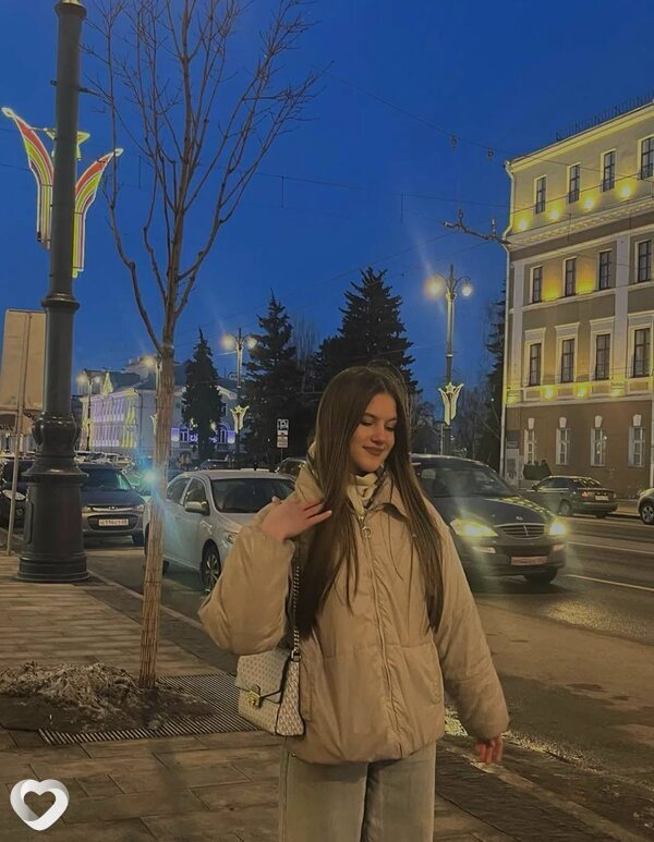 Карина, 21, Москве — анкета №3530523