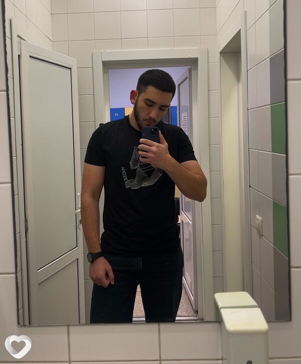 Гагик, 21, Самаре — анкета №3529996
