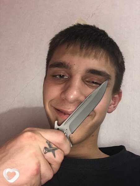 Артемий, 19, Тюмени — анкета №3530021