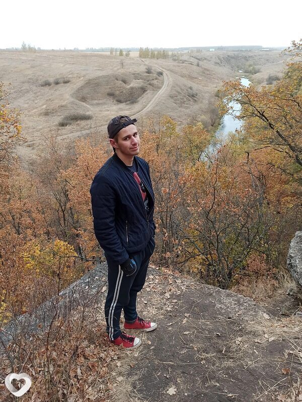 Саша, 26, Липецке — анкета №3530416