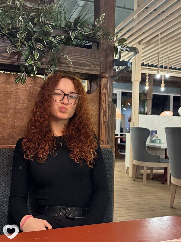 Аня, 20, Мозыре — анкета №3530422