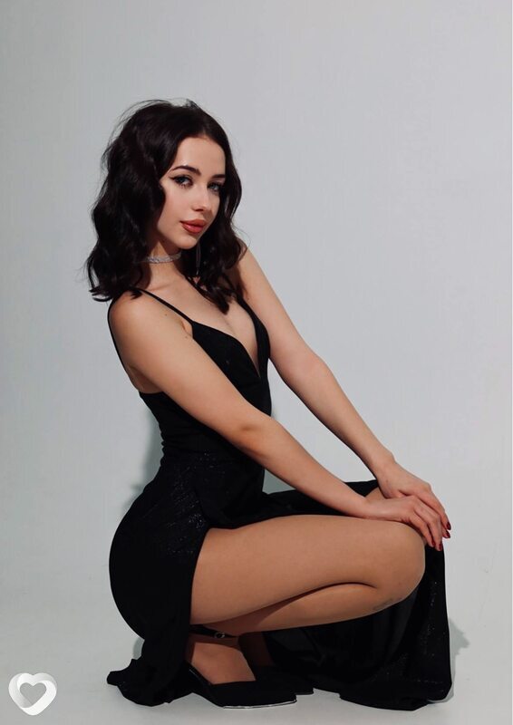 Вирджиния, 18, Ростове-на-Дону — анкета №3530293