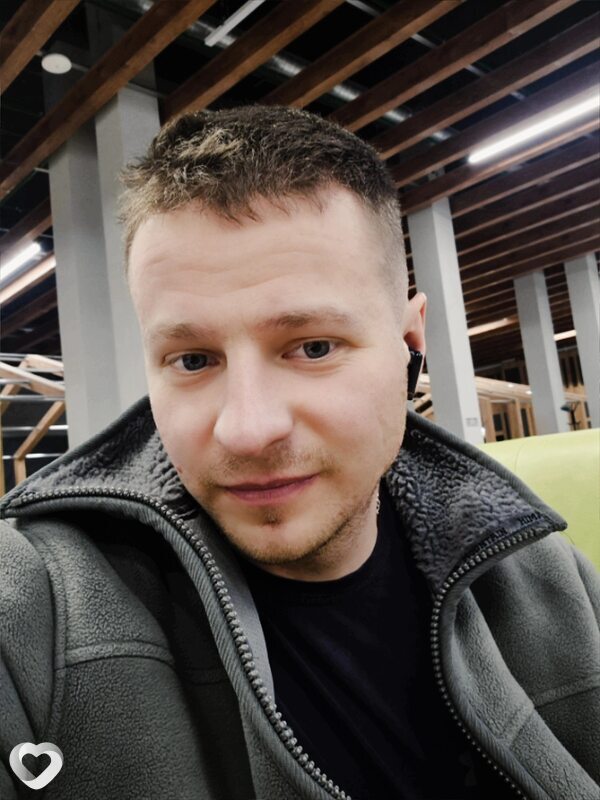 Олег, 31, Лунинце — анкета №3530477