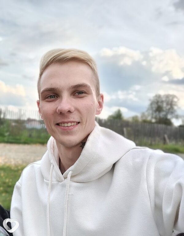 Влад, 24, Екатеринбурге — анкета №3530632