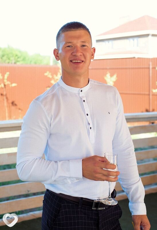 Кирилл, 26, Пятигорске — анкета №3530929