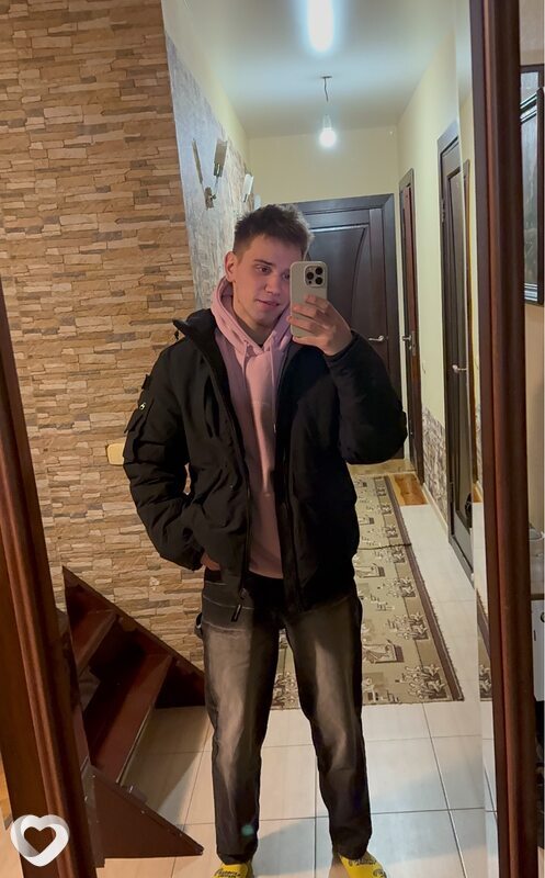 Антон, 22, Пинске — анкета №3531191