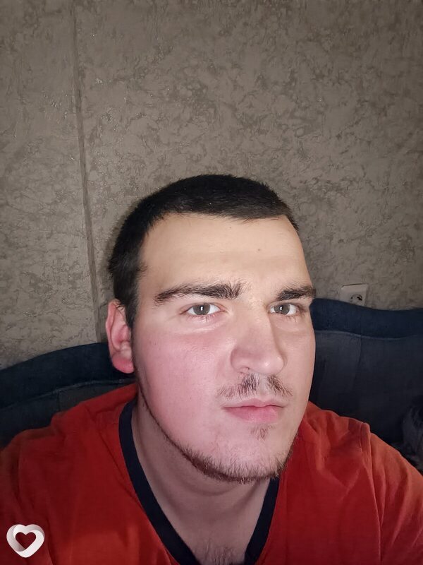 Лев, 23, Барнауле — анкета №3531488