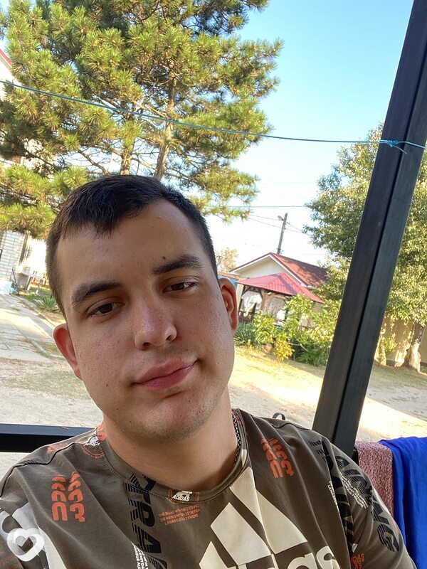Александр, 23, Мегионе — анкета №3533379