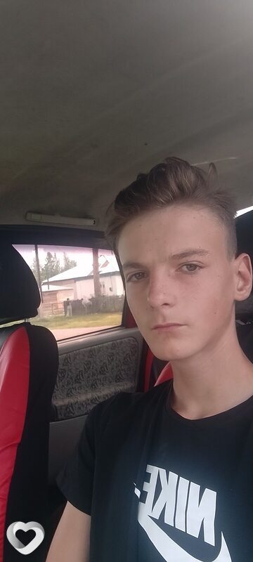 Артем, 26, Барнауле — анкета №3533675