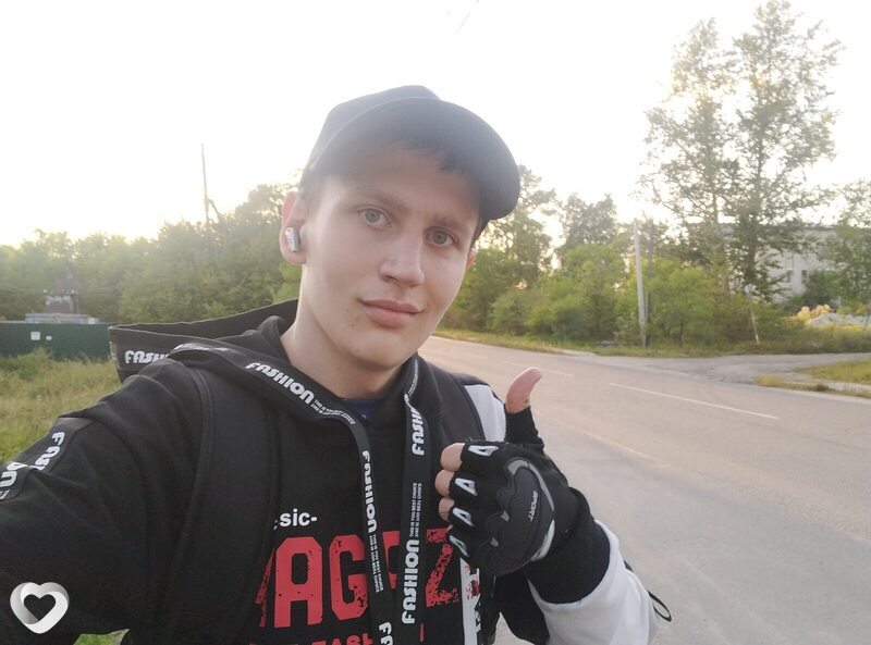 Павел, 21, Белогорске — анкета №3533850