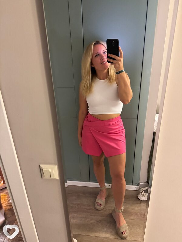 Карина, 27, Томске — анкета №3533874