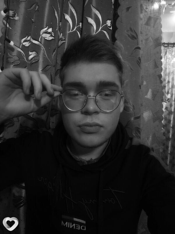Александр, 19, Луганске — анкета №3534149