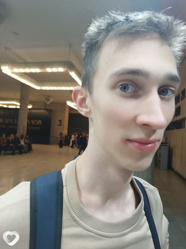 Денис, 19, Москве — анкета №3534485