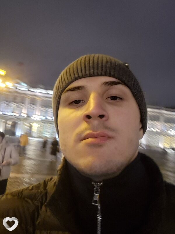 Максим, 23, Санкт-Петербурге — анкета №3535347