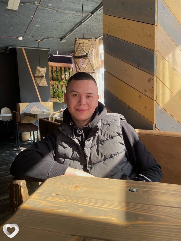 Даня, 25, Тюмени — анкета №3535167