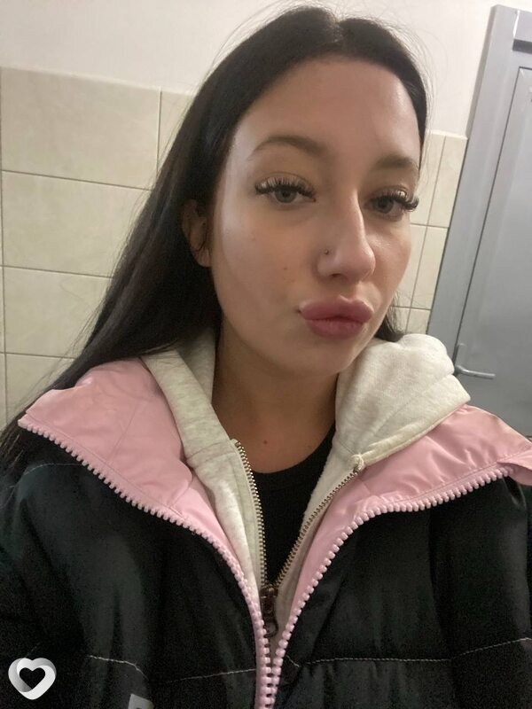 Александра, 21, Красноярске — анкета №3535553