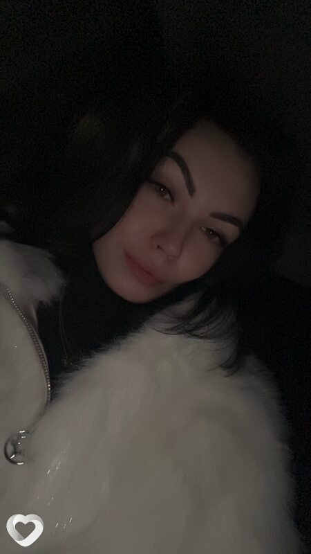 Алёна, 25, Великом Новгороде — анкета №3536178