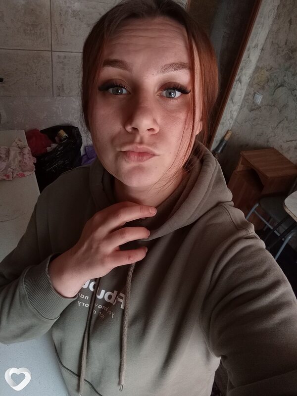 Оксана, 26, Новошахтинске — анкета №3536281