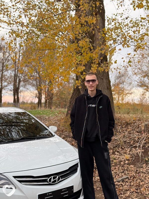 Арсений, 26, Электростали — анкета №3537054