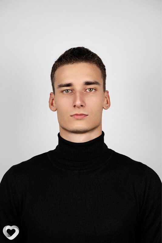 Максим, 20, Москве — анкета №3537481