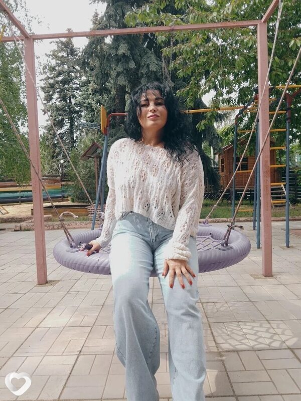 Юлия, 40, Луганске — анкета №3537665