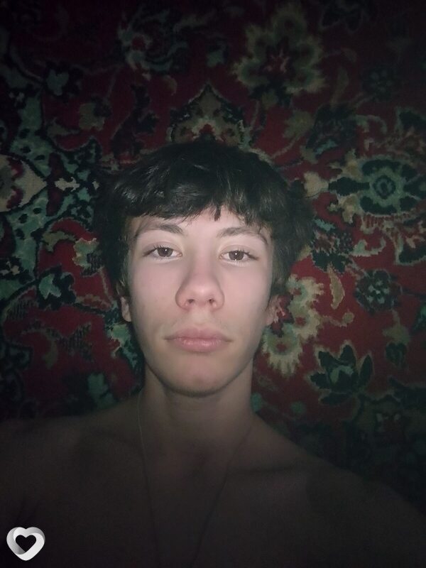 Макс, 19, Новосибирске — анкета №3537829