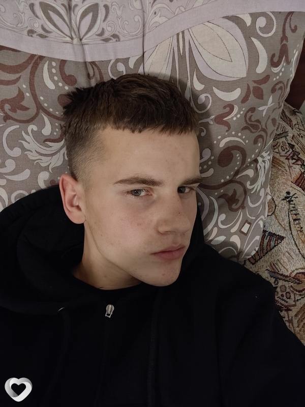 Коля, 19, Омске — анкета №3538029