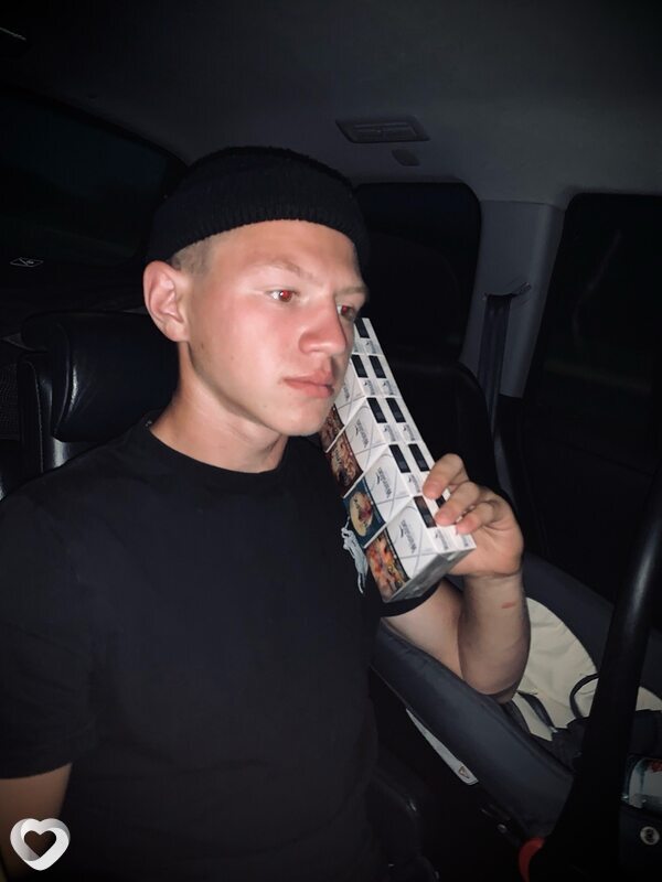 Егор, 18, Тюмени — анкета №3538048