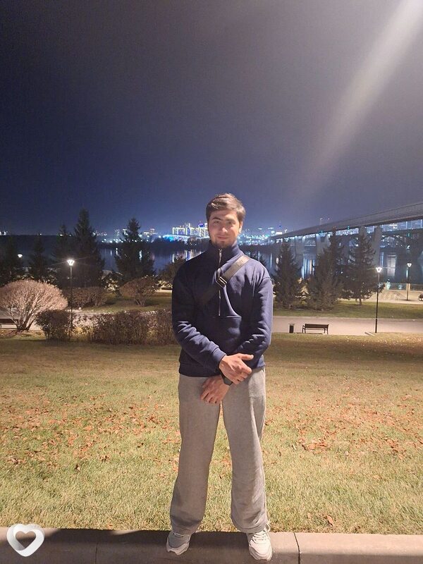 Бекзод, 24, Новосибирске — анкета №3538074