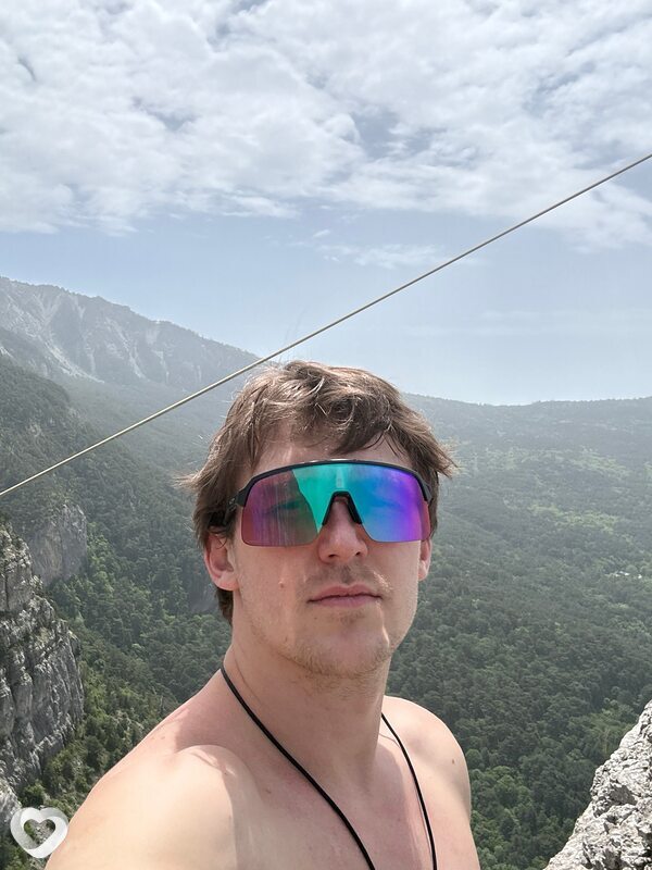 Данил, 41, Ялте — анкета №3538903
