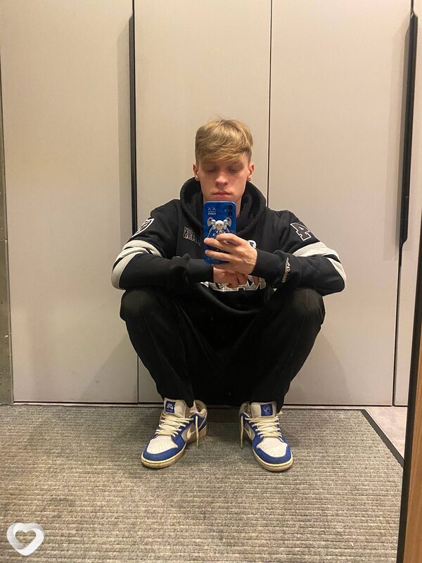 Кирилл, 21, Екатеринбурге — анкета №3538584