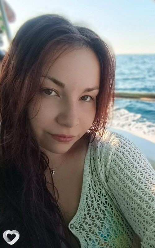 Алёна, 25, Екатеринбурге — анкета №3539075