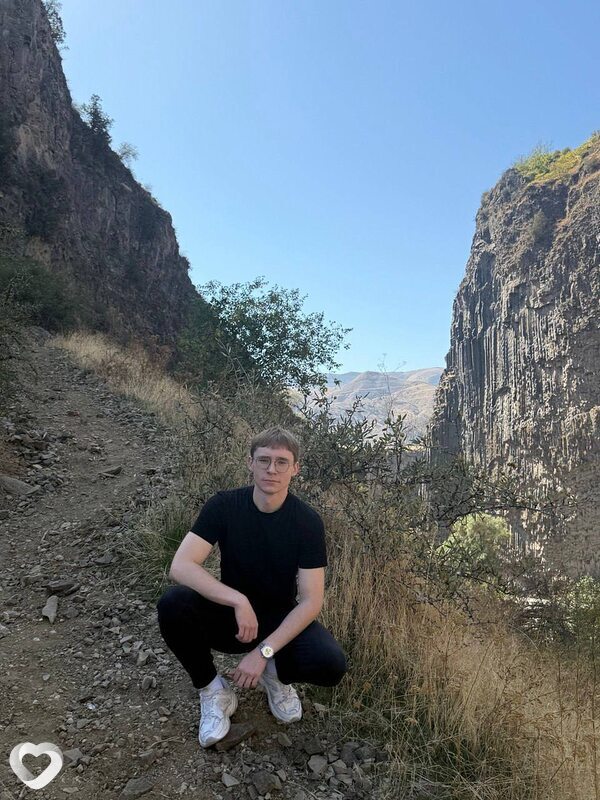 Александр, 23, Луганске — анкета №3539424