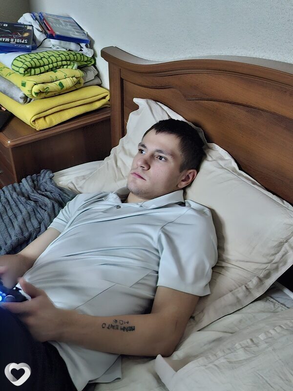 Кара, 19, Екатеринбурге — анкета №3539973