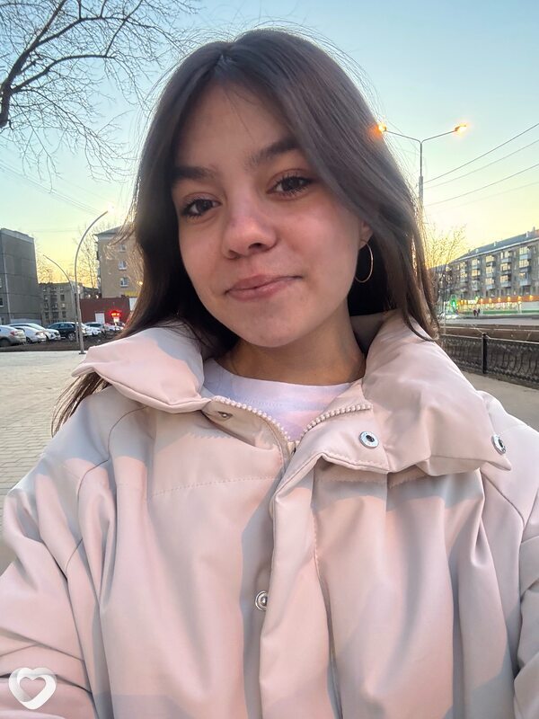 Елена, 20, Нижнем Тагиле — анкета №3539882