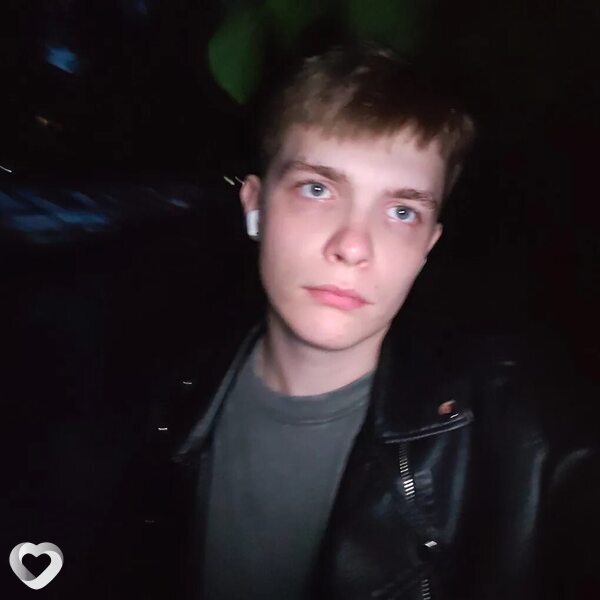Анатолий, 19, Бресте — анкета №3540117