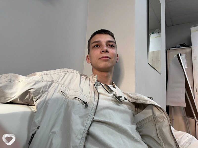 Кирилл, 20, Москве — анкета №3540100