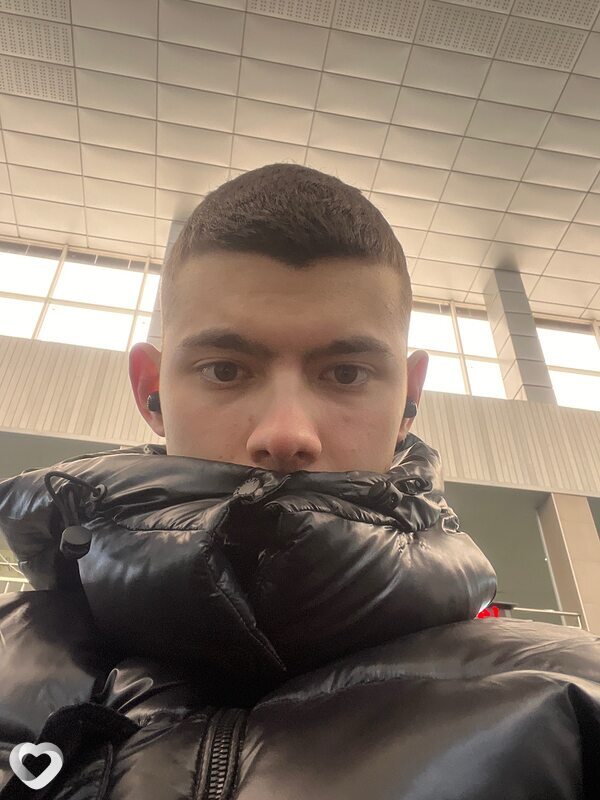 Никита, 21, Саратове — анкета №3540133