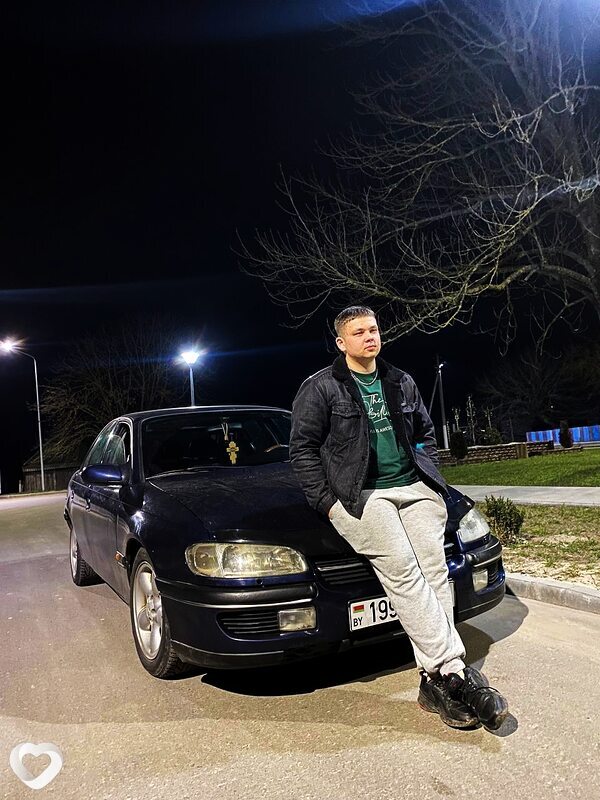 Евгений, 24, Пинске — анкета №3540617