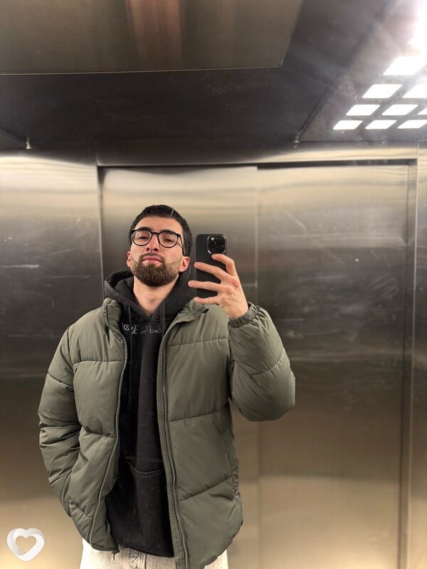 Адам, 23, Москве — анкета №3540887